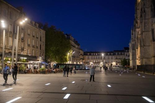 Place Pey Berland Nocturne